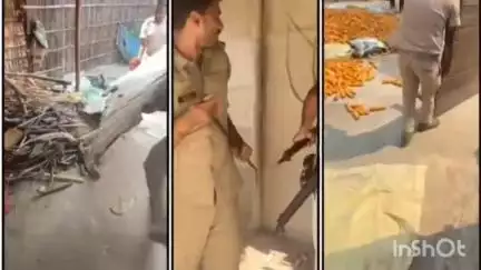 बिहारीगंज: गंगोरा गांव में पुलिस ने मर्डर केस के फरार अभियुक्त के घर कुर्की-जप्ती की कार्रवाई की