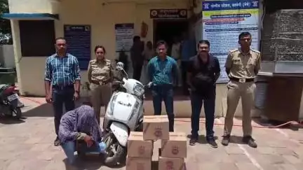 वर्धा: अवैधरीत्या दारूची वाहतूक करणाऱ्या ईसमावर सांवगी मेघे पोलीसांची कारवाई; 80 हजाराचा मुद्देमाल जप्त