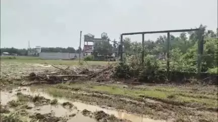 কোকৰাঝাৰ ভাগ: খাৰগাঁৱত লাইমৌন জৌগাফু কমিটিৰ সমূহীয়া ভৱনক ভাঙি ভুমি দখলৰ চেষ্টাৰ অভিযোগ, সদৰ থানাত গোচৰ ৰুজু