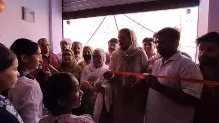 राजगढ़: सादुलपुर में पूर्व विधायक, पूर्व समाज कल्याण बोर्ड अध्यक्ष और पूर्व चैयरमैन ने सोलर पैनल का रिबन काटकर किया उद्घाटन