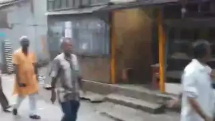 মাথাভাঙা ২: পারাডুবি সংলগ্ন এলাকায় ফরওয়ার্ড ব্লকের শাখা সংগঠন সারাভারত অগ্রগামী কিষাণ সভার উদ্যোগে  মিছিল অনুষ্ঠিত