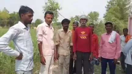 महोली: कुसैला में संदिग्ध अवस्था में महिला ने मायके से लौटने के बाद ससुराल में फांसी लगाकर की आत्महत्या