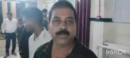 गढ़वा: गढ़वा बस स्टैंड में दो एजेंटों के विवाद में घायल एजेंट ने दो नामजद सहित अज्ञात लोगों के खिलाफ थाने में दी शिकायत