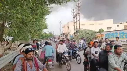 बुरहानपुर नगर: बुरहानपुर: लोधीपुरा स्थित बीटी मिल में लगी आग