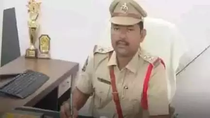 మహబూబాబాద్: నెల్లికుదురు మండలంలో మహిళా పై హత్యాచారం చేసిన ఘటనలో ఇద్దరి పై కేసు నమోదు చేసిన ఎస్సై రమేష్ బాబు..