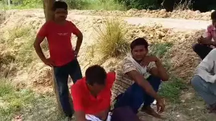 मिश्रिख: ईदलापुर के पास सड़क पर तेज रफ्तार जीप ने बाइक को मारी जोरदार टक्कर, बाप-बेटी की हुई मौत, मां का उपचार जारी