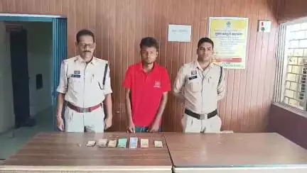 गल्ला दुकान में चोरी करने वाला आरोपी गिरफ्तार, ₹17,935 की नगदी बरामद, थाना डभरा पुलिस की कार्यवाही