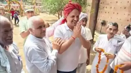 चरखी दादरी: चरखी के बाबा ठाडेश्री महाराज मंदिर पहुंचे विधायक सुनील सांगवान, कहा- सेवा भाव से ही दिखता है प्रगति का पथ
