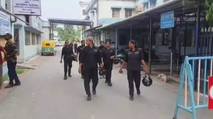 বারুইপুর: বারুইপুর পুলিশ জেলার উইনার্স টিমের সদস্যরা মহিলাদের সুরক্ষাতে বারিপুর হাসপাতালে টহলদারি চালালেন