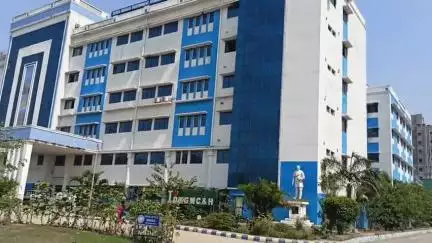 পুরুলিয়া ২: আড়শা থানা এলাকায় কিশোরের অস্বাভাবিক মৃত্যু, দেহ আনা হলো পুরুলিয়া মেডিকেলের মরগে