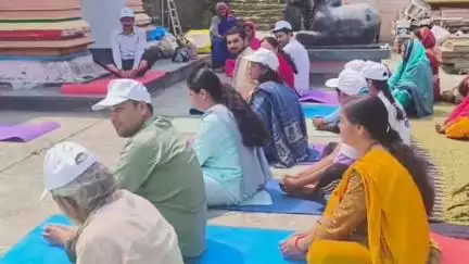 रुद्रप्रयाग: तुंगेश्वर महादेव मंदिर में योग, वेद पुराण और नदी सभ्यता पर संगोष्ठी का आयोजन किया गया
