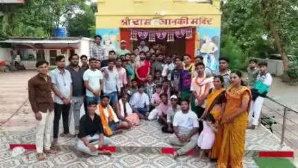 राजिम: गरियाबंद नगर में राष्ट्रीय कथावाचक युवराज पाण्डेय के स्वागत में निकाली गई भव्य बाइक रैली
