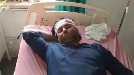स्वार: गुलड पीपलसाना गाँव में घर के सामने गाली-गलौच करने के विरोध में दबंगों ने एक व्यक्ति की मारपीट कर किया घायल