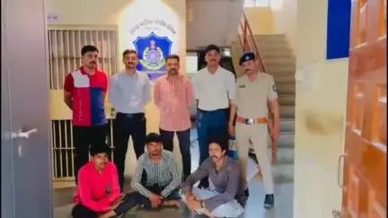 દેવગઢબારીયા: પોલીસે મંછી ફળિયા ખાતેથી જુગાર રમતા ઈસમોને ઝડપી પાડયા
