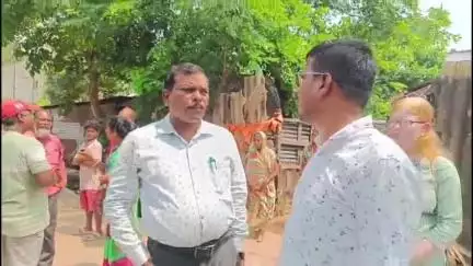 ଭଦ୍ରକ ଗ୍ରାମାଞ୍ଚଳ: ପାକିସ୍ତାନ ଛାଡି ଭଦ୍ରକରେ ବସବାସ କରୁଥିବା କିଛି ହିନ୍ଦୁ ପରିବାର ଭୂମିହୀନ, ଲୋଡିଲେ ପ୍ରଶାସନର ସହାୟତା #jansamasya