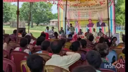 ଏମ.ଭି ୭୯: କୁର୍ତ୍ତୀ ଗ୍ରାମରେ ଚାଷୀଙ୍କୁ ସଚେତନତା ଲାଗି ବିକଶିତ କୃଷି ସଂକଳ୍ପ ଅଭିଯାନ କାର୍ଯ୍ୟକ୍ରମ ଅନୁଷ୍ଠିତ, ଯୋଗ ଦେଲେ ଜିଲ୍ଲା କୃଷି ଅଧିକାରୀ