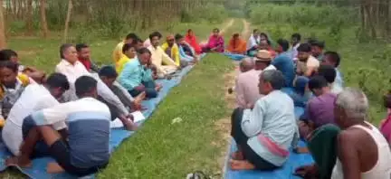 বরাবাজার: নতুনডি মাঠে আয়োজিত হল ভারতীয় জনতা পার্টির সাংগঠনিক বৈঠক, উপস্থিত ওবিসি মোর্চার রাজ্য কমিটির সদস্য