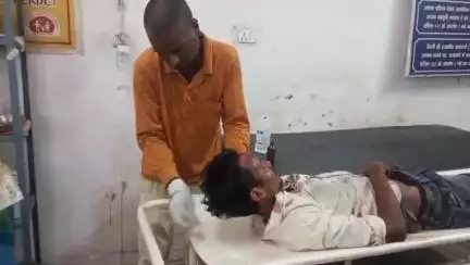 डिंडौरी: शाहपुर के पंडा टोला के पास मोटरसाइकिल अनियंत्रित होने से युवक घायल, अस्पताल में इलाज जारी
