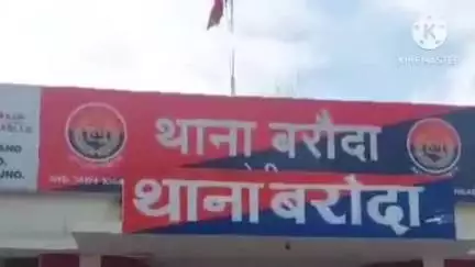 गोहाना: दिल्ली-अमृतसर-कटड़ा एक्सप्रेस वे पर वाहन को तेज रफ्तार कार ने मारी टक्कर
