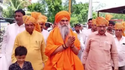 खाचरौद: खाचरौद में राज्यसभा सांसद और विधायक ने मार्ट का शुभारंभ किया