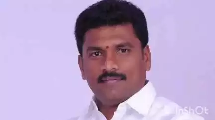 గుంటూరు: గుంటూరు నగర మాజీ మేయర్ కావటి మనోహర్ నాయుడుని సస్పెన్షన్ చేసిన వైసిపి