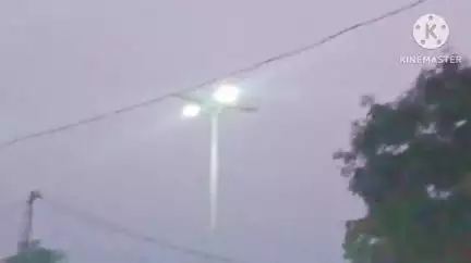 আড়শা: পল পল মোরে সোলার হাইমাক্স লাইটের দুটি লাইট খারাপ প্রতিক্রিয়া এলাকার মানুষের