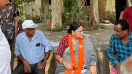 সালানপুর: বার্নপুরের চেলোদ গ্রামে জনসংযোগ কর্মসূচি, উপস্থিত বিধায়িকা অগ্নিমিত্রা পাল