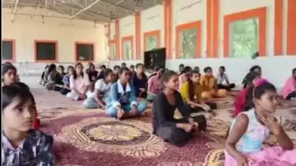 रायसेन: ग्राम बारला में सेवा भारती द्वारा बहनों को आत्मरक्षा के लिए प्रशिक्षित किया गया