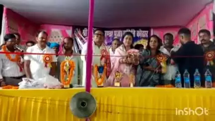 रामगढ़: कोठार में आयोजित मंडा पूजा में विधायक ममता देवी शामिल हुईं