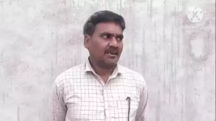 पिछोर: ग्राम पंचायत शेरगढ़ के फरियादी ने पंचायत सचिव और सरपंच पर जमीन में गड्ढे लगाने का आरोप लगाया