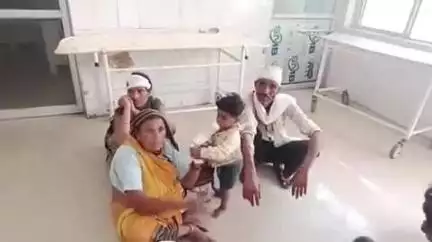 दातागंज: भदसिया गांव में झगड़े के बीच बचाव करने पर 10 लोगों ने 3 लोगों को मारपीट कर घायल किया