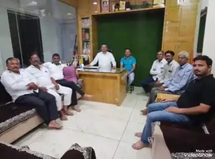 भीनमाल: भीनमाल में खाद्य व्यापार संघ की बैठक आयोजित, 9 जून को खसरा संग्रहण सेवा शुरू करने के लिए एसडीएम को सौंपेंगे ज्ञापन