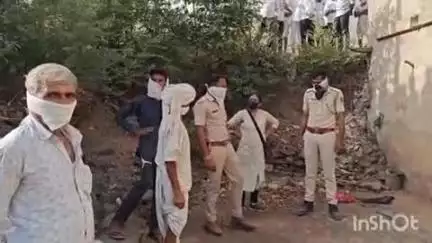 वल्लभनगर: धावड़ी गांव में बंद कमरे में मिली वृद्ध महिला का शव, लूट के बाद हत्या की जताई आशंका, कई दिनों से लापता थी वृद्धा
