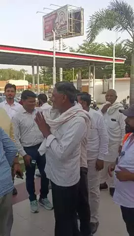 आमेर: महरोज में कार्यकर्ताओं ने विराटनगर के विधायक कुलदीप धनकड़ का किया स्वागत