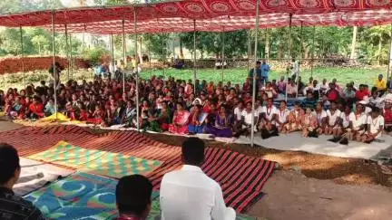 ରାୟଗଡା: ପୁଟାସିଂ ପଞ୍ଚାୟତ ର ବରେଇ ଗ୍ରାମରେ ରାଜ୍ୟ ସ୍ତରୀୟ ସ୍ଵଚ୍ଛତା ବୈଠକ ଅନୁଷ୍ଠିତ, ଯୋଗ ଦେଲେ ଜିଲ୍ଲା ମୁଖ୍ୟ ଉନ୍ନୟନ ଅଧିକାରୀ