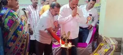 କବିସୂର୍ଯ୍ୟନଗର: ଗୁଡ଼ିଆଳି ଠାରେ ଓଡ୍ର ଖଣ୍ଡାୟତ କାଳଞ୍ଜି କେନ୍ଦ୍ର ପକ୍ଷରୁ ପ୍ରତିଭା ସମ୍ନାନ 2025 କାର୍ଯ୍ୟକ୍ରମ ଅନୁଷ୍ଠିତ