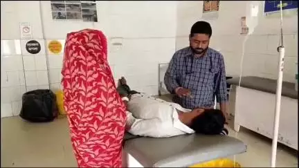 इटावा: बकेवर इलाके में ससुरालजनों से परेशान युवक ने आत्महत्या का प्रयास किया, अस्पताल में कराया गया इलाज