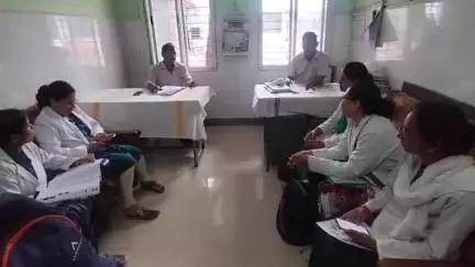 नारायणगंज: नारायणगंज सीएचसी में साप्ताहिक समीक्षा बैठक आयोजित, एएनसी पंजीयन अनमोल ऐप में करने के निर्देश