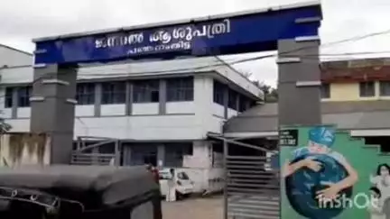 കോഴഞ്ചേരി: അച്ഛൻകോവിൽ ആറ്റിൽ അകപ്പെട്ട രണ്ടു പെൺകുട്ടികളെ അഗ്നിരക്ഷാസേന രക്ഷപ്പെടുത്തി