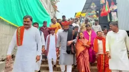 माण: जेजुरीतील मल्हारी मार्तंड देवस्थानामध्ये भव्य मल्हार यागयज्ञ; ग्रामविकास मंत्री जयकुमार गोरे यांची सपत्नीक उपस्थिती