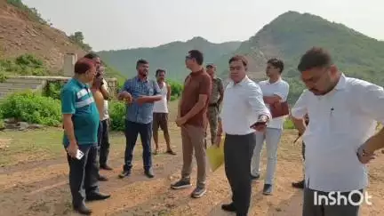 जमुई: कटहराटांड़ स्थित बरनार जलाशय योजना का DM ने किया स्थल निरीक्षण, दिए आवश्यक दिशा-निर्देश