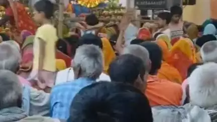 साहेबपुर कमाल: साहेबपुरकमाल पश्चिम पंचायत में श्रीमद् भागवत कथा के तीसरे दिन श्रद्धालुओं की उमड़ी भारी भीड़