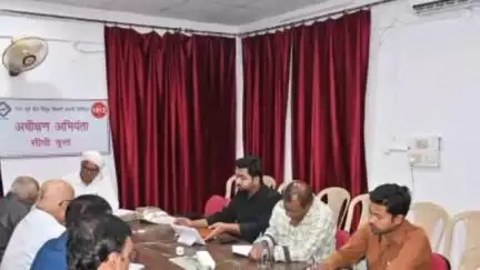 सिहावल: सीधी सांसद ने विद्युत विभाग के ज़िला कार्यालय में बिजली विभाग के अधिकारियों और कर्मचारियों के साथ की बैठक