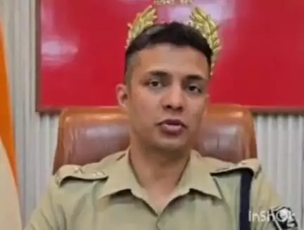गोपालगंज: ज़िले के तीन पुलिस पदाधिकारी निलंबित, एसपी ने की कार्यवाही