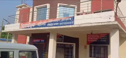 बरवाडीह: छिपादोहर पुलिस ने अंतरराज्यीय गिरोह के मुख्य सरगना को किया गिरफ्तार