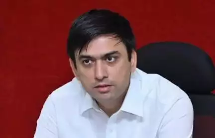 రేపు జిల్లా కలెక్టరేట్ లో ప్రజా ఫిర్యాదుల పరిష్కార వేదిక : జిల్లా కలెక్టర్ సుమిత్ కుమార్