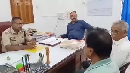 অমরপুর: সংখ্যালঘু মুসলিম ধর্মের জনগণের ঈদ উৎসবকে কেন্দ্র করে উদয়পুর মহকুমার রাজনগর ও রাজারবাগ ঘটনা নিয়ে SDPO  সাথে মিলিত হয় CPIM