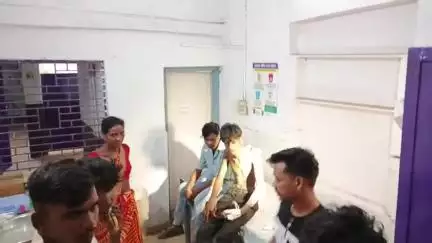 जशपुर: जशपुर शांति भवन चर्च के पास तेज रफ्तार बाइक अनियंत्रित होकर गिरी, युवक घायल, इलाज के लिए जिला अस्पताल में भर्ती