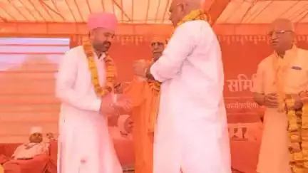 बावड़ी: राजस्थान गोसेवा समिति का शपथ ग्रहण समारोह संपन्न, रामधाम खेड़ापा के उत्तराधिकारी गोविदराम शास्त्री महाराज बने नए अध्यक्ष