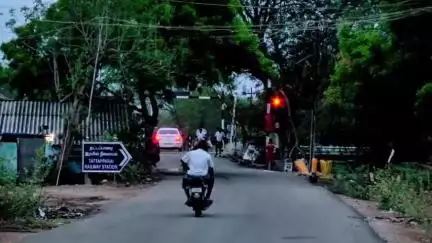 தூத்துக்குடி: மேலதட்டப்பாறை ரோட்டில்  கிணற்றில் மிதந்த மூதாட்டி சடலத்தை மீட்டு போலீசார் விசாரணை